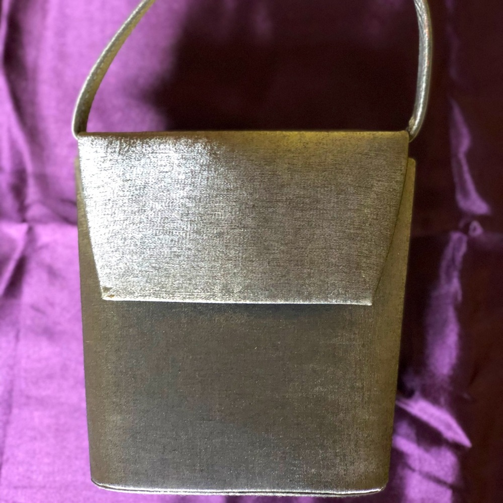 Grey clutch